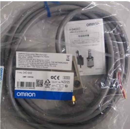 OMRON欧姆龙行程开关D4C-1202